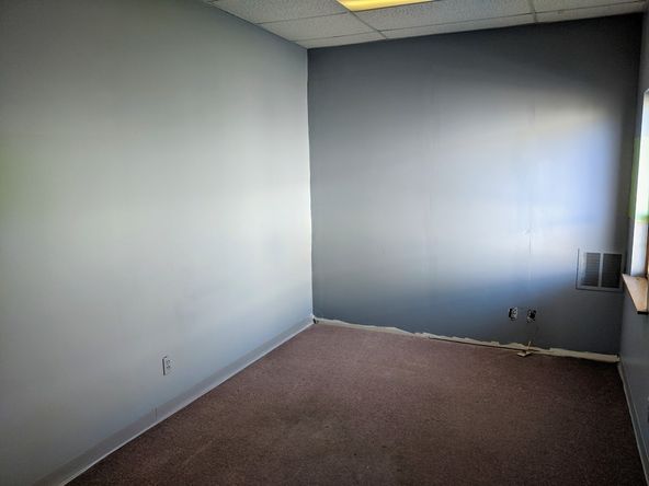 Office / Warehouse: 315 S Dunlap Ave, Savoy, IL 61874